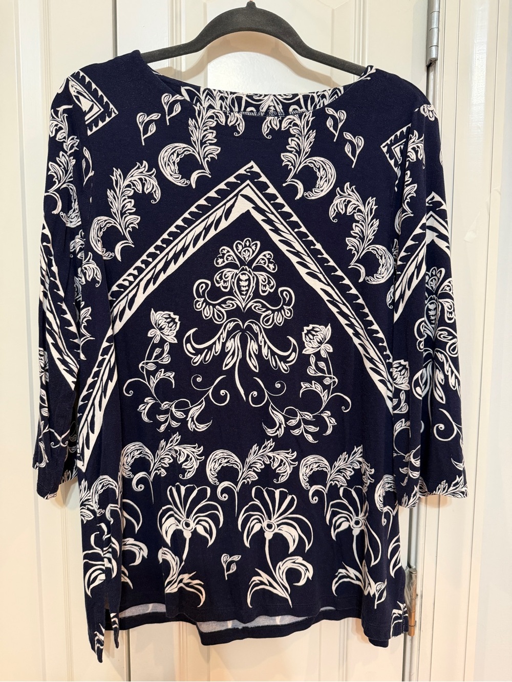 Chico's Navy and White Printed Long Sleeve Tee